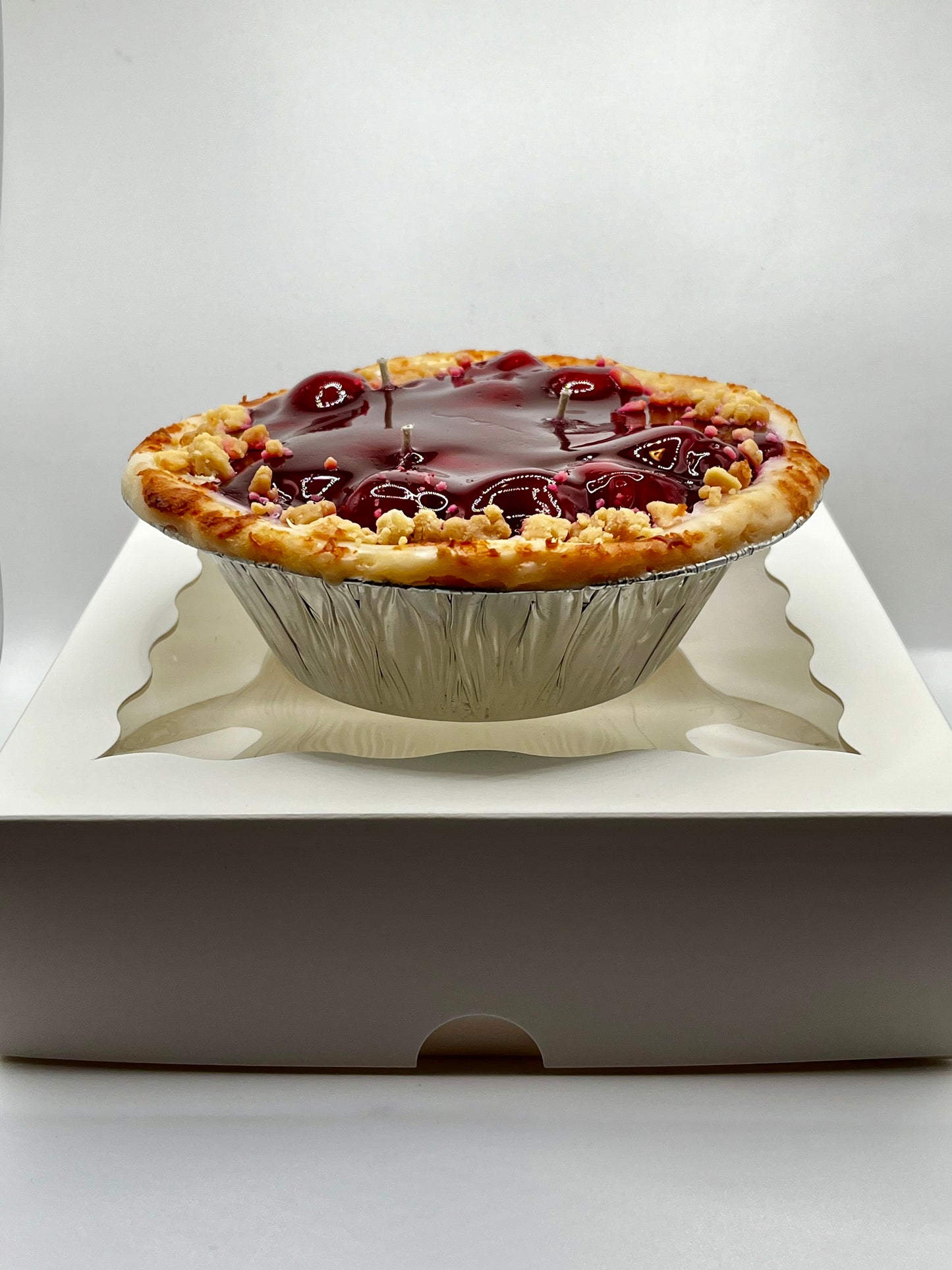 🍒 Cherry Pie 5” Pie Candle – Sweet, Cozy, Irresistible